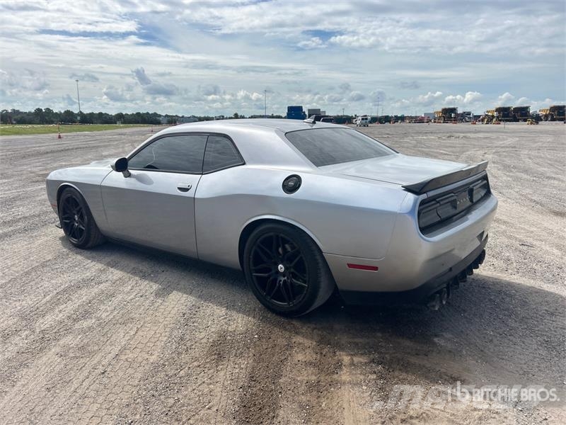 Dodge Challenger Automobile Henkilöautot