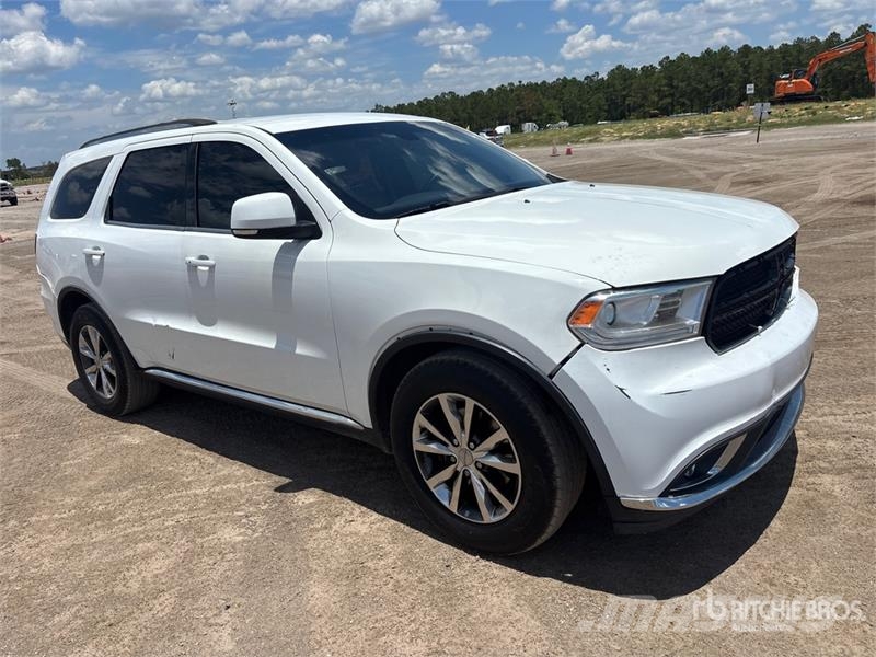 Dodge Durango Limited 2WD SUV Kistehergépjárművek