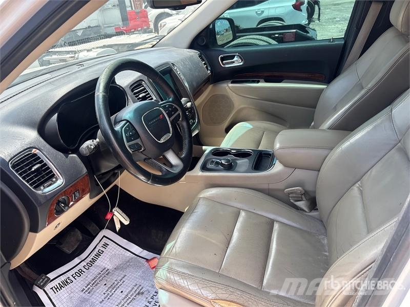 Dodge Durango Limited 2WD SUV Kistehergépjárművek