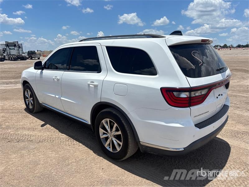 Dodge Durango Limited 2WD SUV Kistehergépjárművek
