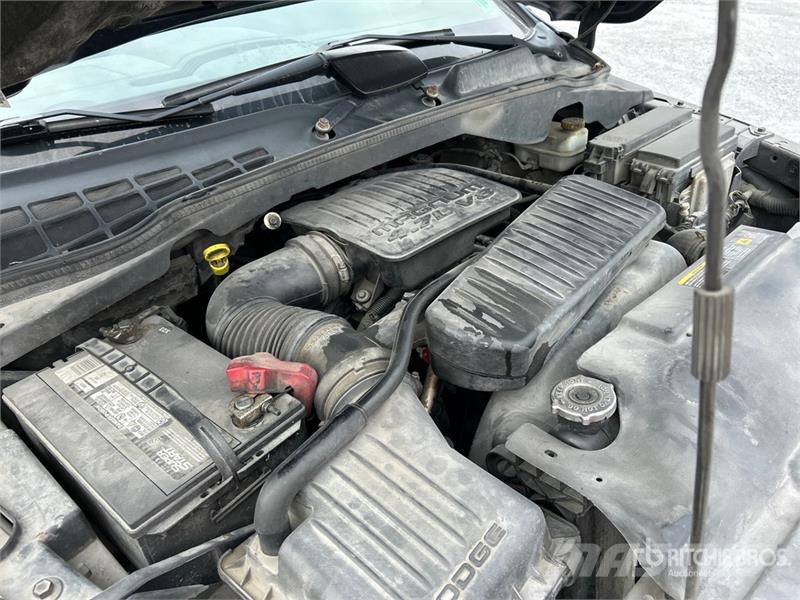 Dodge Durango SLT AWD SUV Automobily