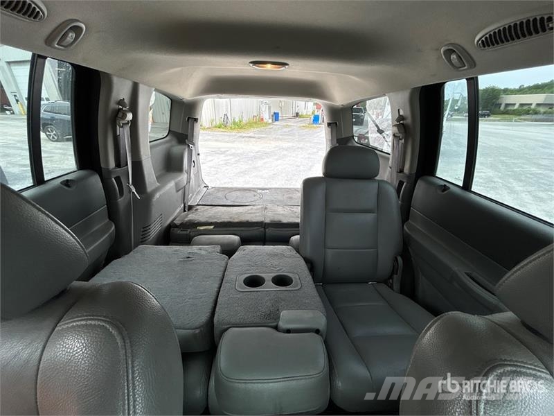 Dodge Durango SLT AWD SUV Automobily