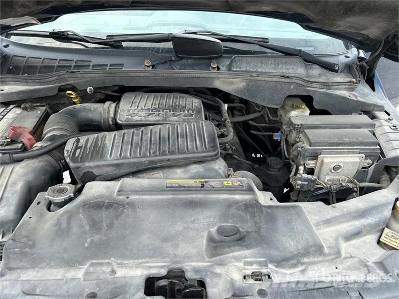 Dodge Durango SLT AWD SUV Automobily
