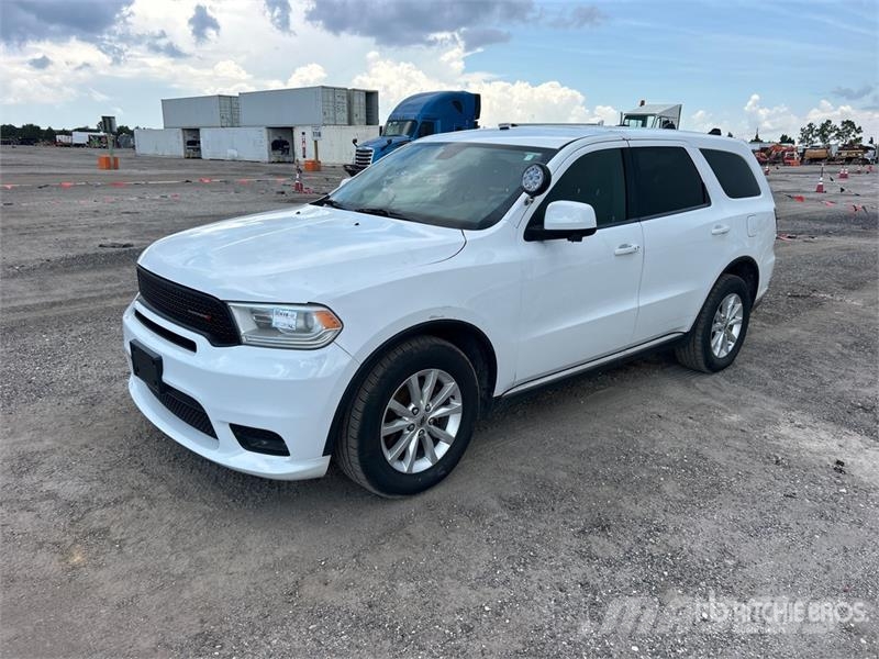 Dodge Durango ST 汽车