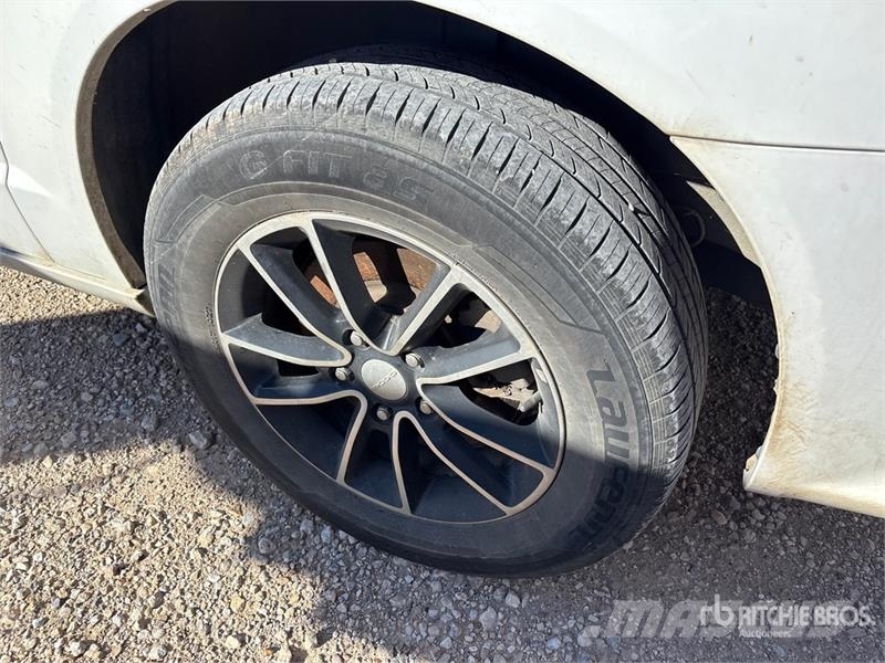 Dodge Grand Caravan Minivan 汽車