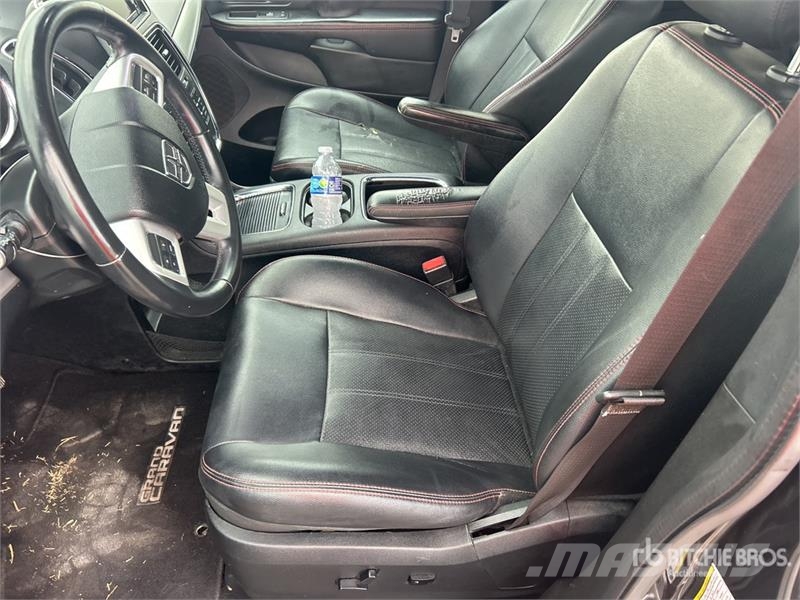 Dodge Grand Caravan R/T Minivan Carros