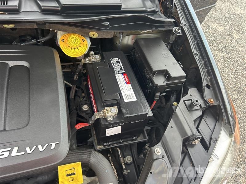 Dodge Grand Caravan R/T Minivan Carros