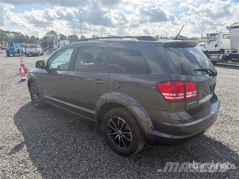 Dodge Journey 2WD SUV (Inoperable) Automobily
