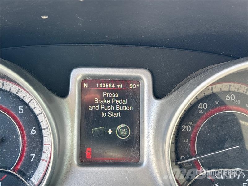 Dodge Journey 2WD SUV Automašīnas