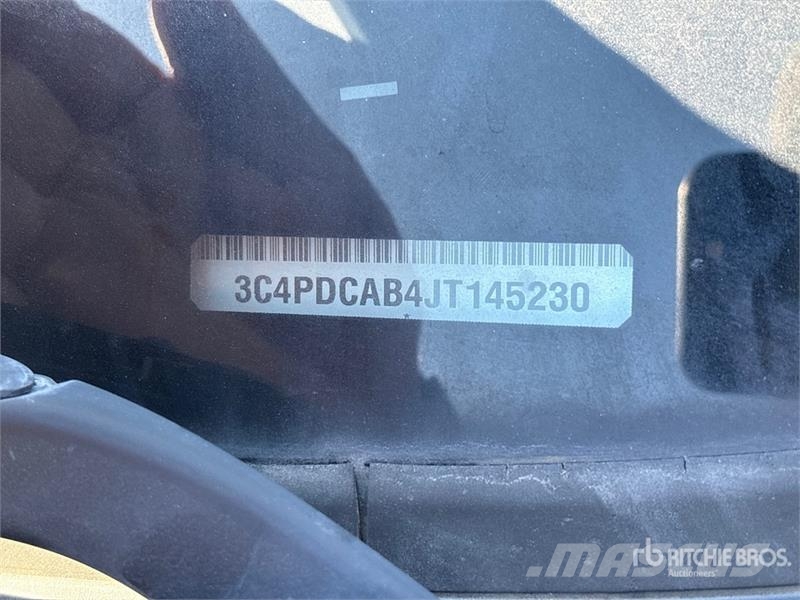 Dodge Journey 2WD SUV Automašīnas