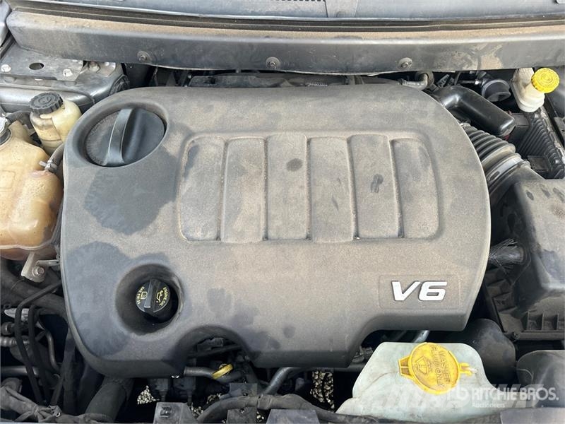 Dodge Journey SUV Automašīnas