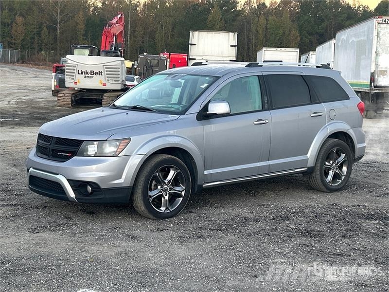 Dodge Journey SUV Automašīnas