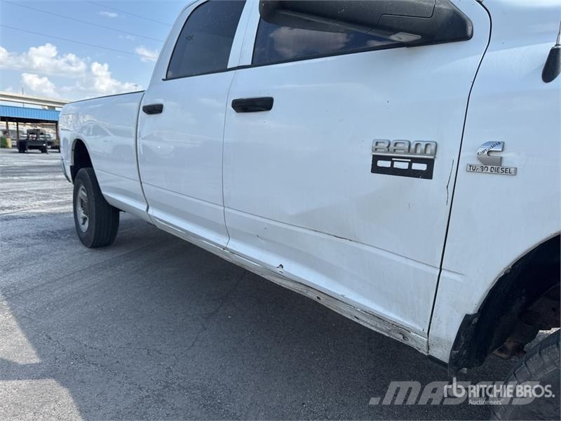 Dodge Ram 3500 Otros