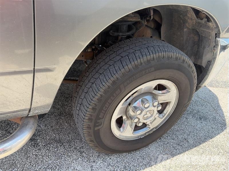 Dodge Ram 3500 Otros