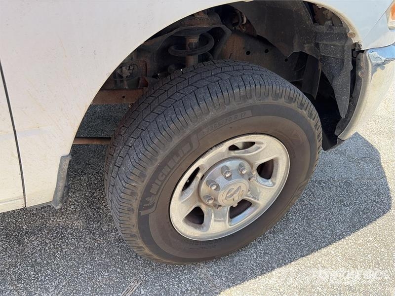 Dodge Ram 3500 Otros