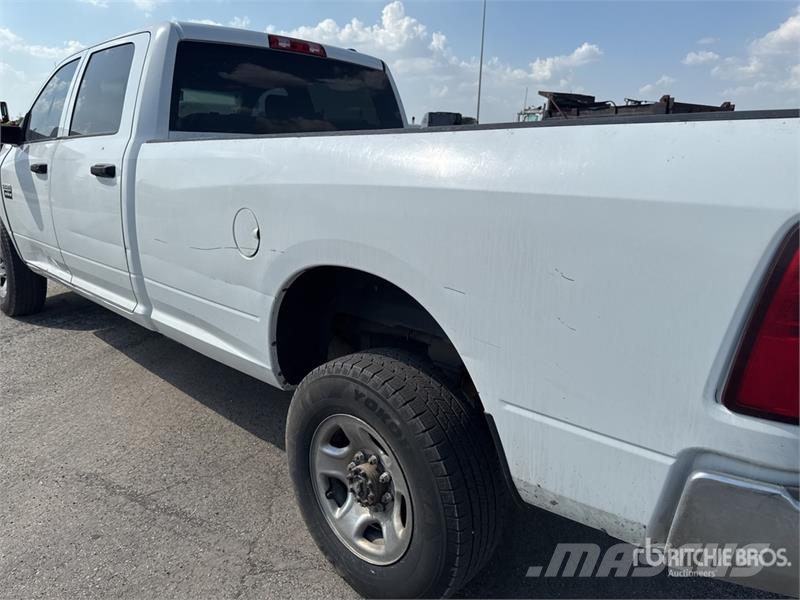 Dodge Ram 3500 Otros