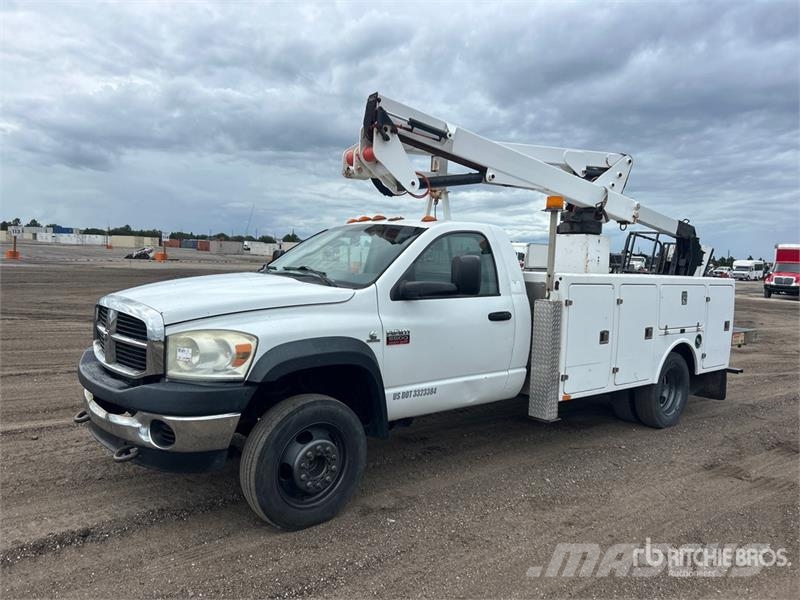Dodge Ram 5500 Avtokošare