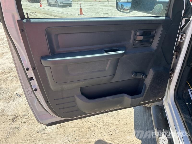 Dodge Ram 5500 LKW-Arbeitsbühnen