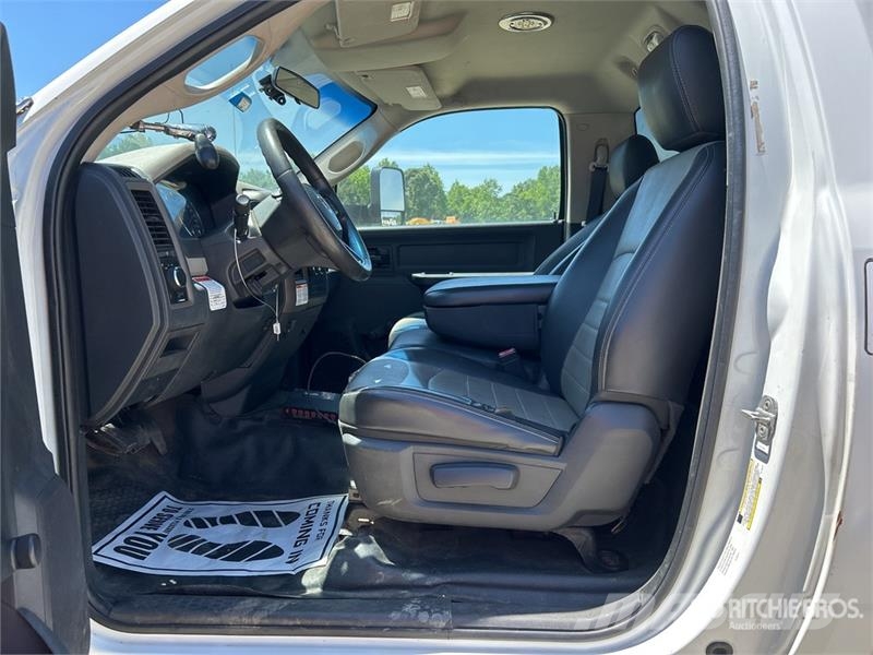 Dodge Ram 5500 LKW-Arbeitsbühnen