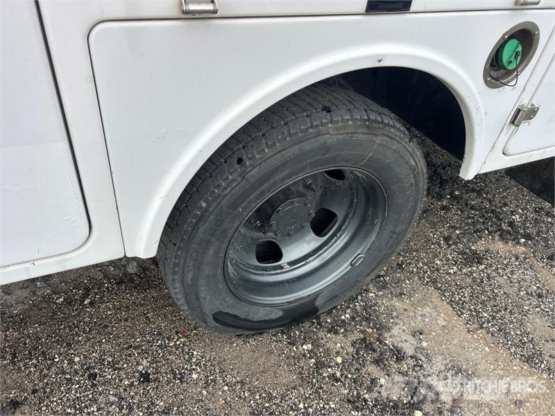 Dodge Ram 5500 Avtokošare