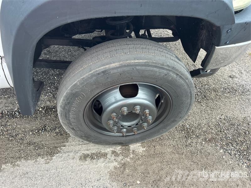 Dodge Ram 5500 Avtokošare