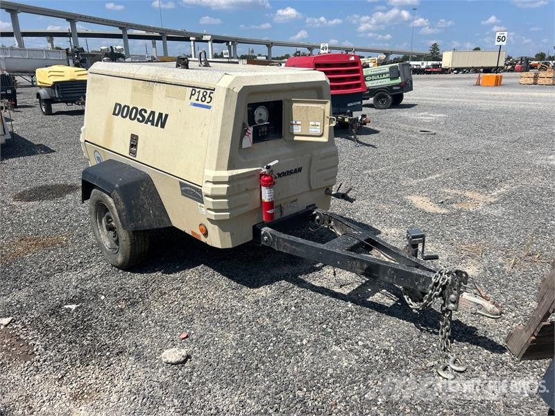 Doosan 185WDO-T4F 185 cfm Mobile Air Compressor (Inoperab Kompressoren