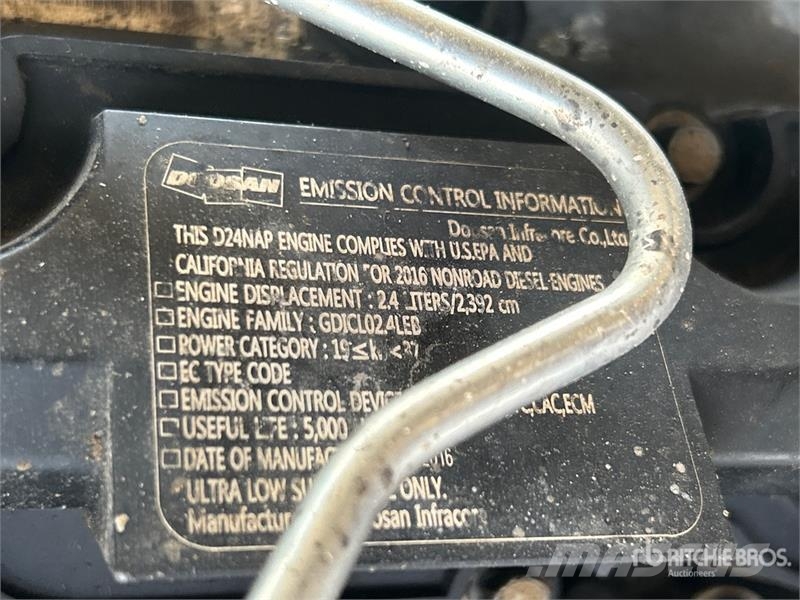 Doosan 185WDO-T4F 185 cfm Mobile Air Compressor (Inoperab Kompressoren