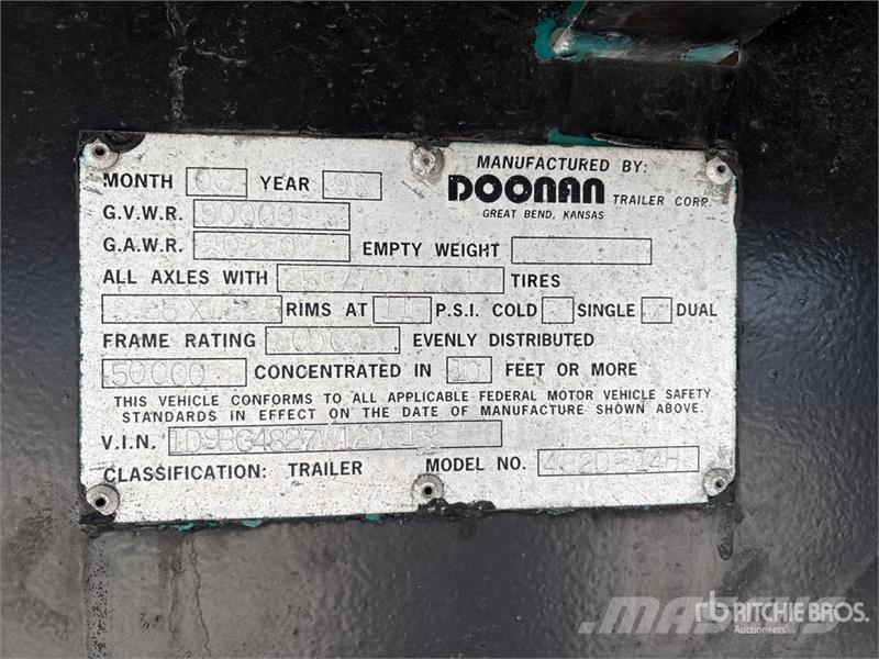 Doosan 482DB14H 50000 lb 48 ft T/A Mixing Trailer 가공 장비