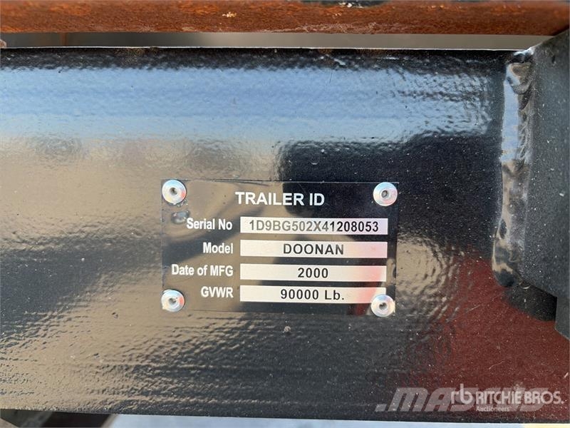 Doosan 50 ft T/A Step Deck Trailer لوادر منخفضة