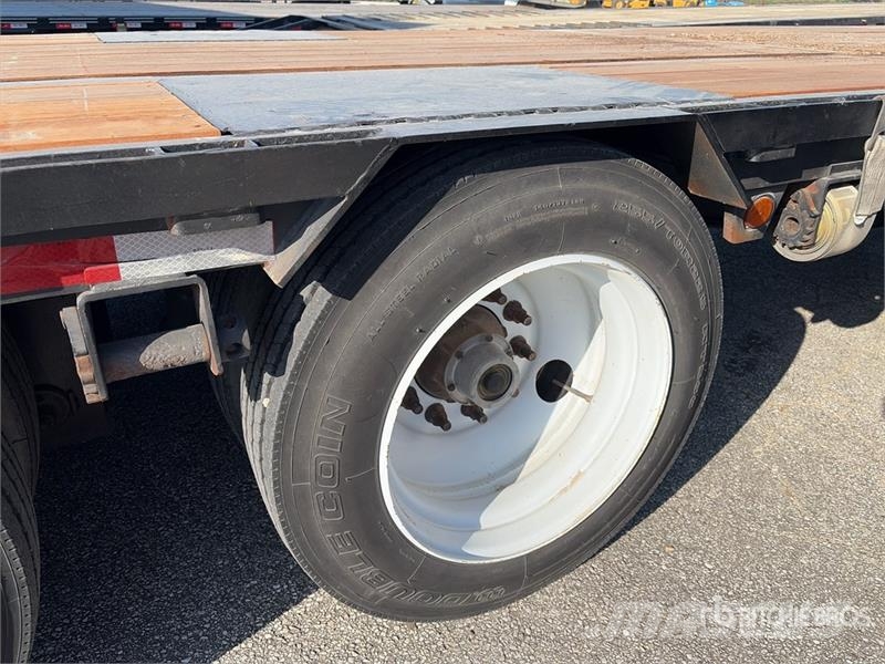 Doosan 50 ft T/A Step Deck Trailer لوادر منخفضة