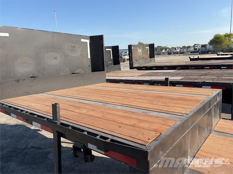 Doosan 50 ft T/A Step Deck Trailer لوادر منخفضة