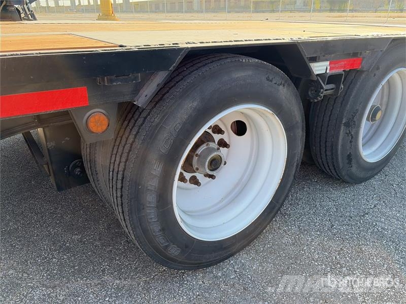 Doosan 50 ft T/A Step Deck Trailer لوادر منخفضة