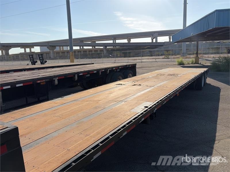 Doosan 50 ft T/A Step Deck Trailer لوادر منخفضة