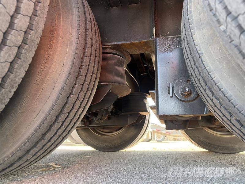 Doosan 50 ft T/A Step Deck Trailer لوادر منخفضة