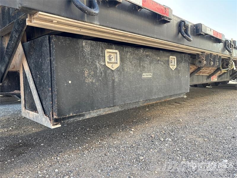 Doosan 532DCZIDCEFQD 53 ft Tri/A Step Deck Trailer 低架裝載車