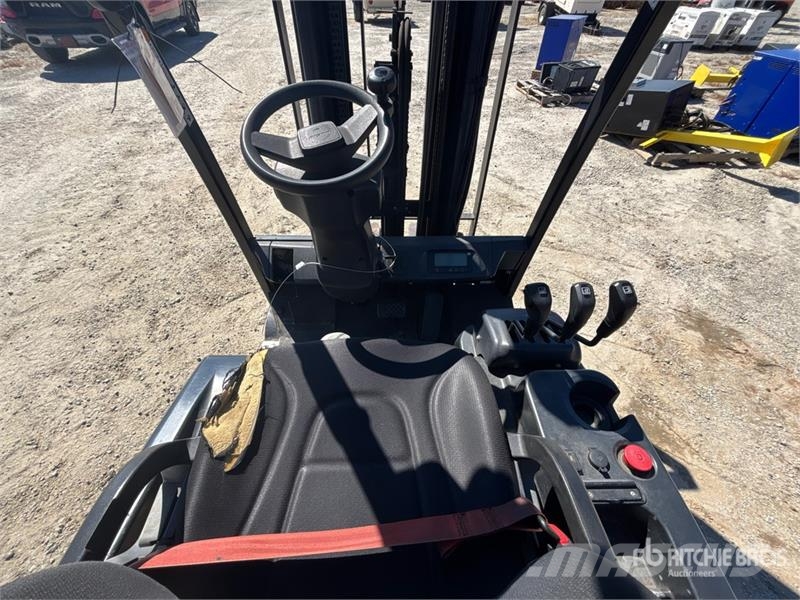 Doosan B18T-7 3200 lb Electric Forklift 전동 지게차