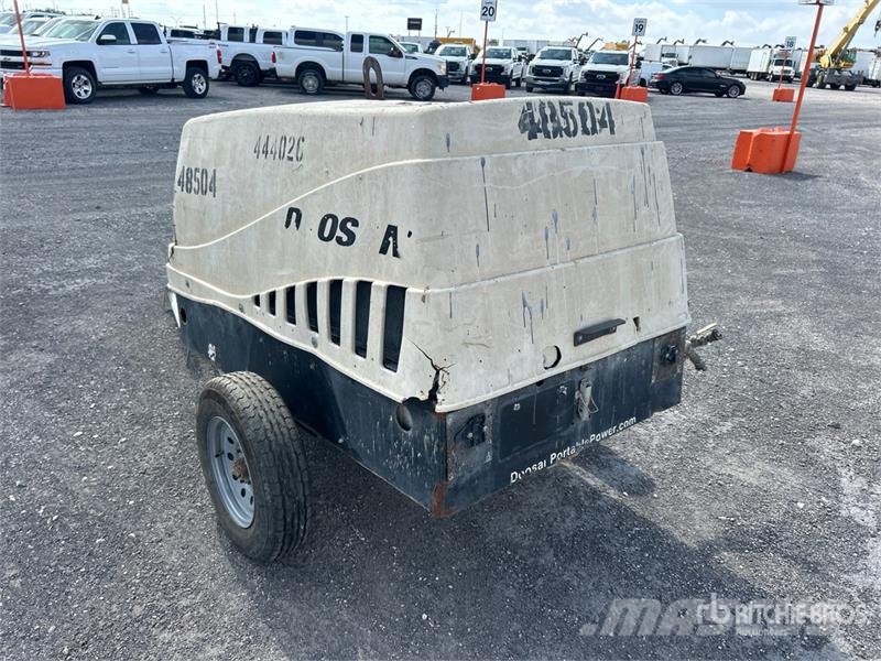 Doosan C185WKUB-T4I 185 cfm Mobile Air Compressor Compressors