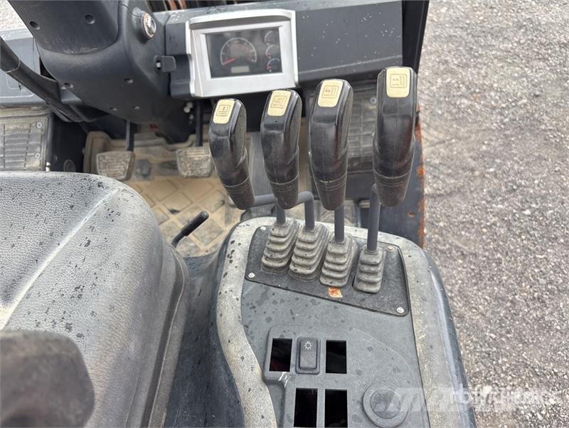 Doosan D30S7 5500 lb Cushion Tire Forklift Інше