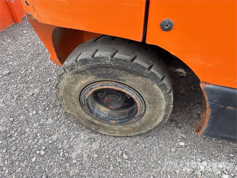 Doosan D30S7 5500 lb Cushion Tire Forklift Інше