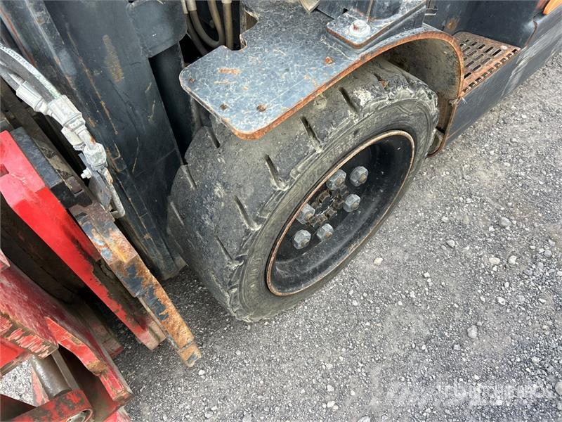 Doosan D30S7 5500 lb Pneumatic Tire Forklift Gaffeltrucker - Annet