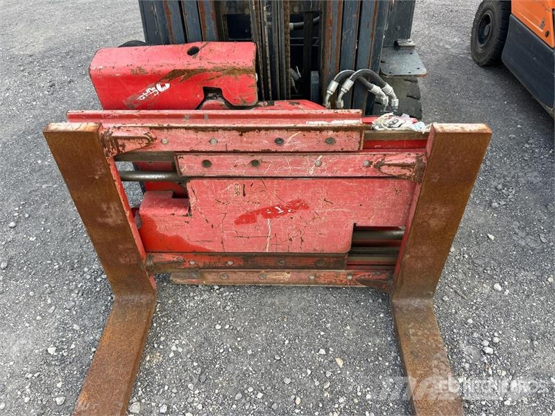 Doosan D30S7 5500 lb Pneumatic Tire Forklift Gaffeltrucker - Annet