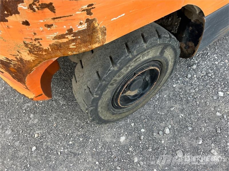 Doosan D30S7 5500 lb Pneumatic Tire Forklift Gaffeltrucker - Annet