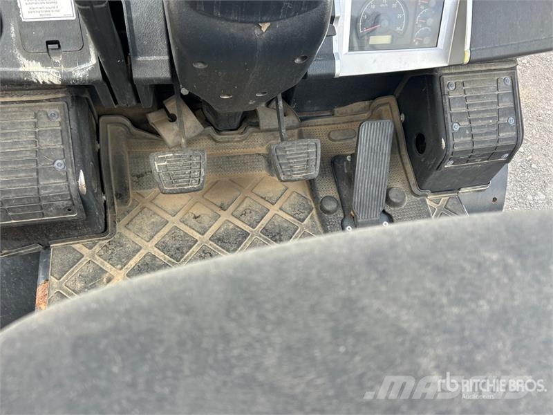 Doosan D30S7 5500 lb Pneumatic Tire Forklift Gaffeltrucker - Annet