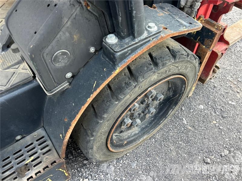 Doosan D30S7 Pneumatic Tire Forklift Gaffeltrucker - Annet