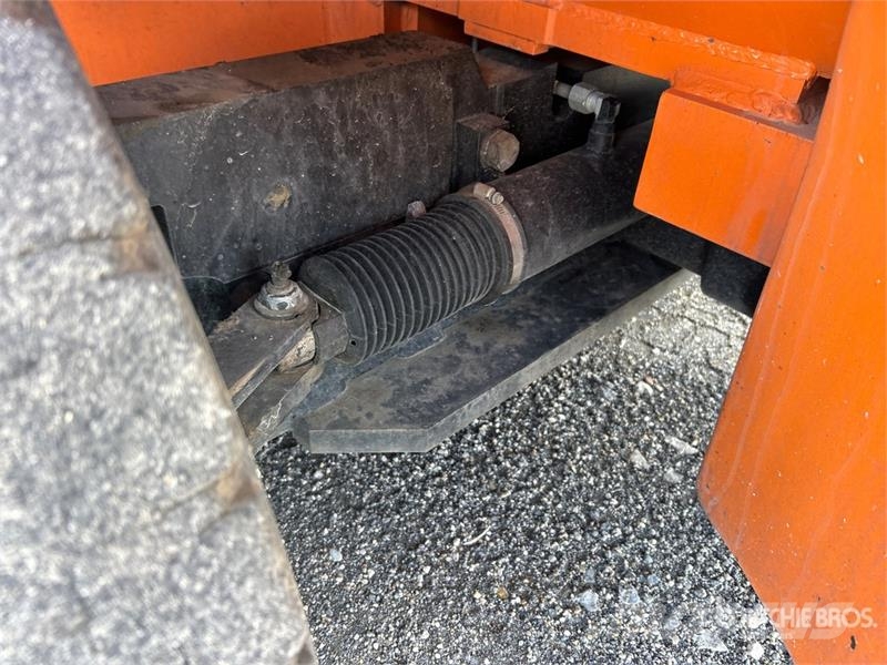 Doosan D70S-7 13500 lb Pneumatic Tire Forklift 그 외 지게차