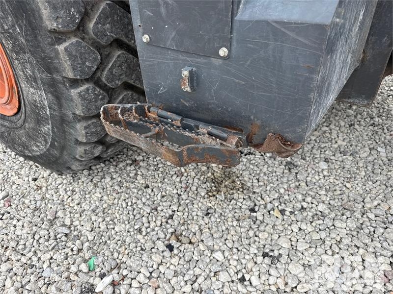 Doosan DL220-7 Wheel Loader Gumikerekes homlokrakodók