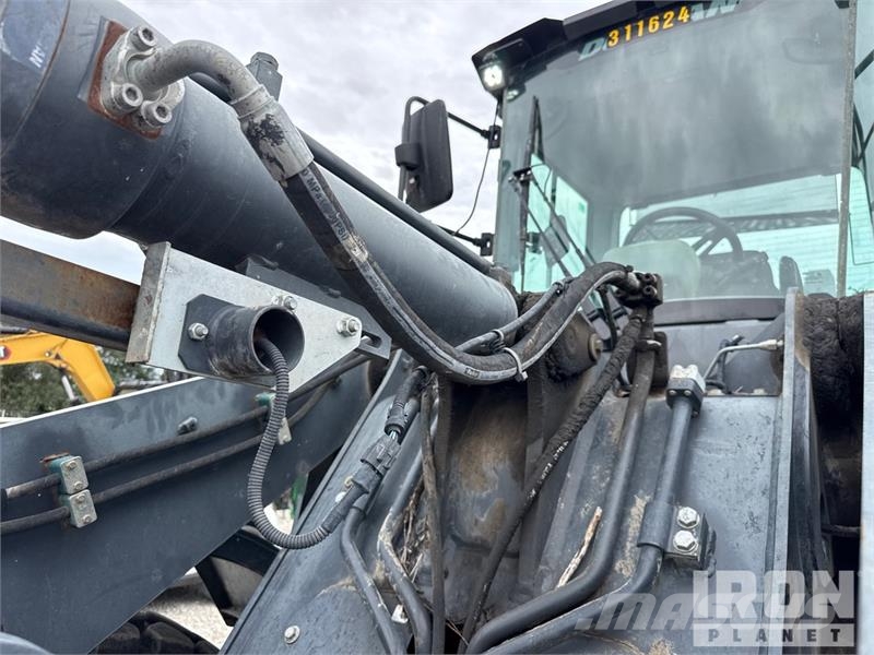 Doosan DL220-7 Wheel Loader Gumikerekes homlokrakodók