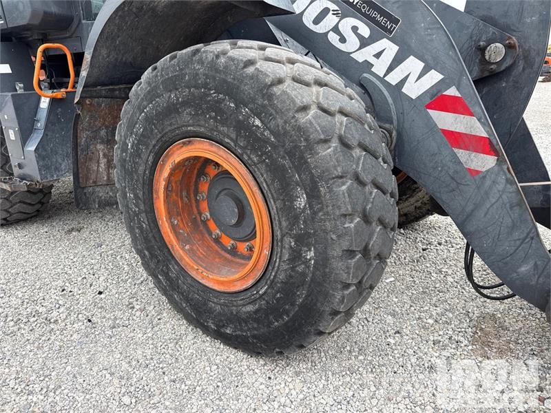 Doosan DL220-7 Wheel Loader Gumikerekes homlokrakodók
