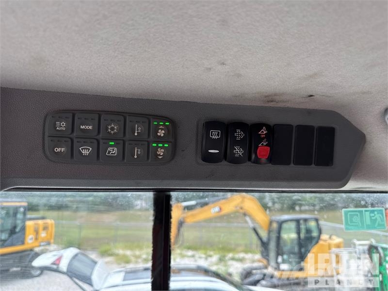 Doosan DL220-7 Wheel Loader Gumikerekes homlokrakodók