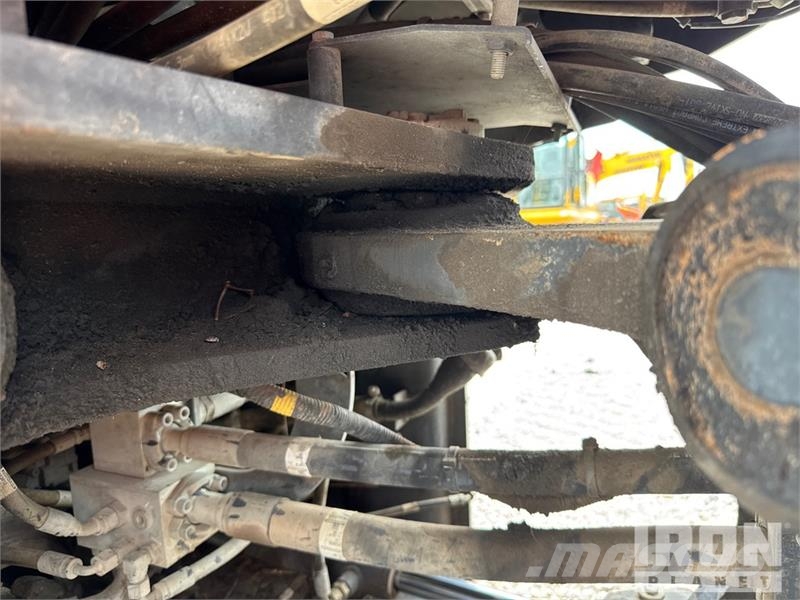 Doosan DL220-7 Wheel Loader Gumikerekes homlokrakodók